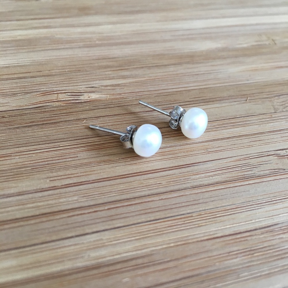 Authentic Pearl Earrings 6mm